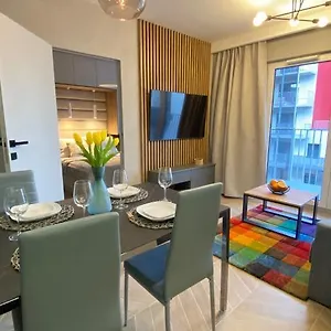 Grey House + Free Parking , Wrocław Polska